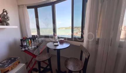 Apartamento à venda em Ponta Negra (Natal/RN) I Condomínio Cristallo Flat | 2/4 sendo 1 suíte - 56m²
