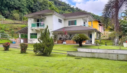 Casa em Parque Equitativa  -  Duque de Caxias