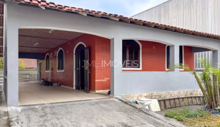 Casa em Jardim Primavera  -  Duque de Caxias