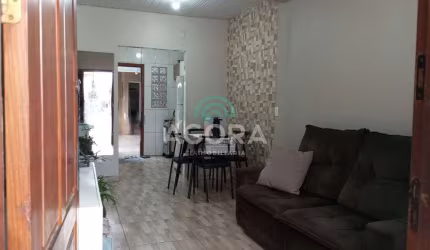 Casa térrea de 75m² com 2 (dois) dormitórios, localizada no bairro São José em Canoas.