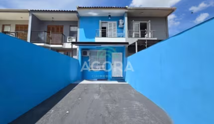 Sobrado com 2 (dois) dormitórios, localizado no bairro São José em Canoas.