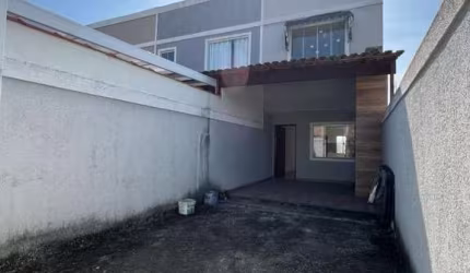 Casa para Venda em Duque de Caxias, Jardim Primavera, 2 dormitórios, 2 banheiros, 1 vaga