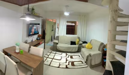 Sobrado à venda no bairro Enseada - Guarujá/SP