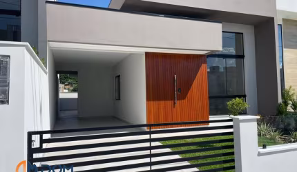 Excelente Casa Térrea com 75m², Loteamento Alta Vista em Potecas, São José/SC.