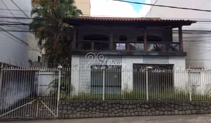 Casa ampla com excelente localização - Ideal para comercio ou residencia!