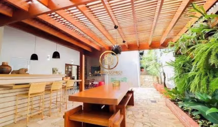 Casa sobrado em condomínio à venda de 360m², 3 dormitórios no Residencial Jatiúc