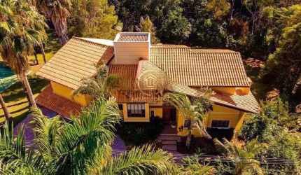 Casa à venda em condomínio no Gramado, Campinas/SP.