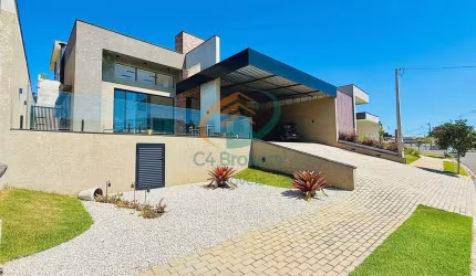 Casa em Rio Abaixo - Atibaia, SP