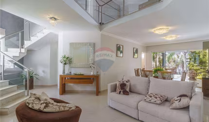 OPORTUNIDADE - CASA EM ALTO PADRÃO COM 4 SUITES NO CONDOMINIO RESERVA DA SERRA