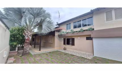 Luxuoso Duplex no Centro de Rio das Ostras