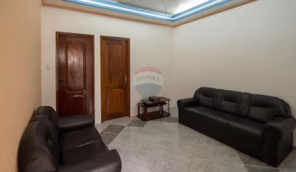 Linda Casa Renato Souza Pinto - Cidade nova 04 quartos sendo 02 suítes 165m²