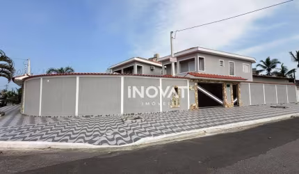 Ecelente Casa Assobradada há Apenas 200 Metros da Praia no Florida Praia Grande !!