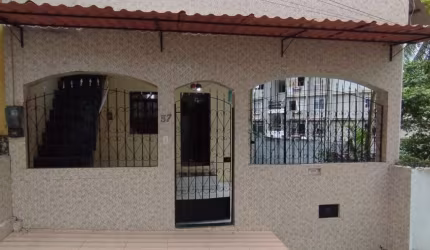 Ampla Casa Duplex em Colinas de Periperi 2 com Ótima Área Externa
