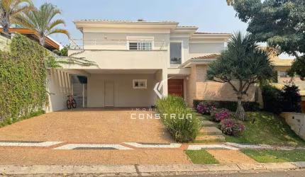 CASA À VENDA NO CONDOMÍNIO VILLE SAINTE HELENE - SOUSAS