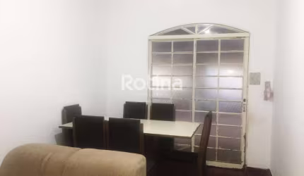 Casa à venda, 6 quartos, Brasil - Uberlândia/MG - Rotina Imobiliária
