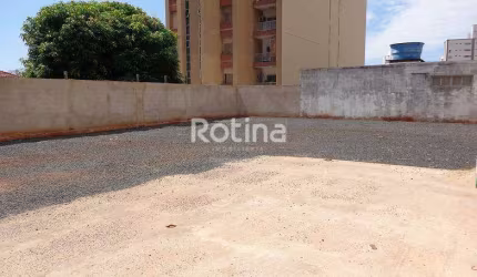 Excelente área comercial no Bairro Martins/Osvaldo.