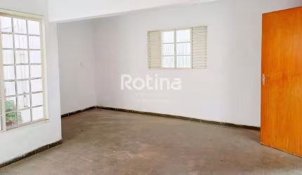 Casa à venda, 3 quartos, Jardim das Palmeiras - Uberlândia/MG - Rotina Imobiliária