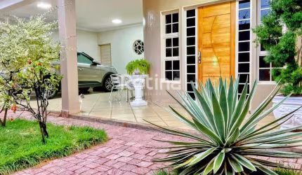 Casa à venda, 4 quartos, Brasil - Uberlândia/MG - Rotina Imobiliária