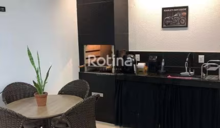 Casa à venda, 2 quartos, Novo Mundo - Uberlândia/MG - Rotina Imobiliária