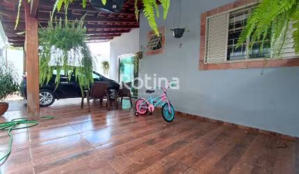 Casa à venda, 5 quartos, Chacaras Tubalina e Quartel - Uberlândia/MG - Rotina Imobiliária