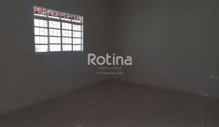 Casa à venda, 4 quartos, Santa Mônica - Uberlândia/MG - Rotina Imobiliária
