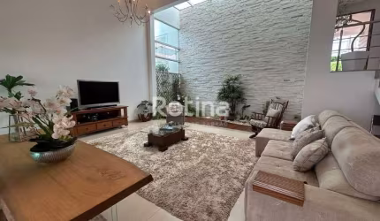 Casa Condomínio Fechado à venda, 5 quartos, Cond. Reserva do Vale - Uberlândia/MG - Rotina Imobiliária