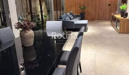 Casa à venda, 3 quartos, Jardim Karaiba - Uberlândia/MG - Rotina Imobiliária