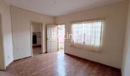 Casa à venda, 3 quartos, Centro - Uberlândia/MG - Rotina Imobiliária