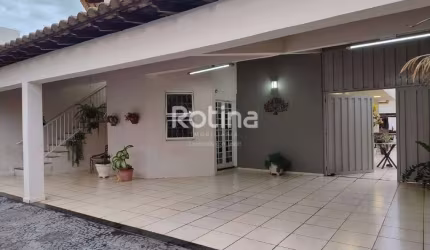 Casa à venda, 5 quartos, Carajás - Uberlândia/MG - Rotina Imobiliária
