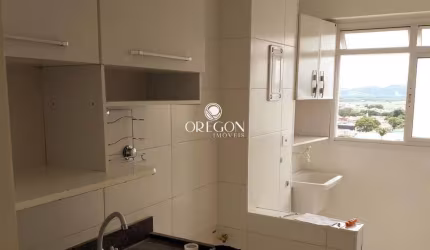Apartamento Vila Tatetuba, 2 quartos, sala com varanda