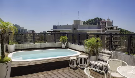 Cobertura com 4 quartos à venda na Avenida Manoel Ribas, Caiobá, Matinhos, 230 m2 por R$ 4.500.000