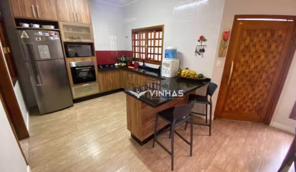 Casa com 3 dormitórios à venda, 98 m² por R$ 600.000,00 - Villa Branca - Jacareí/SP