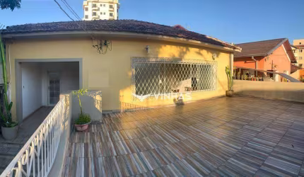 Casa à venda, 267 m² por R$ 900.000,00 - Santana - São José dos Campos/SP