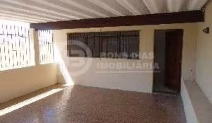 CASA TÉRREA COM TERRENO 10x50  À VENDA NA VILA RÉ