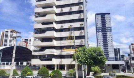 Apartamento com varanda e área de lazer completa em Tambaú - AP0124