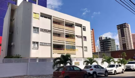 Apartamento com varanda/sacada e excelente localização em Manaíra - AP1205