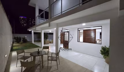 Casa de 1º andar com varanda/sacada ampla e projetadosà 300 metros da praia do Bessa/Jardim Oceania. CA0191
