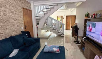 Sobrado com 3 quartos todos com suite à venda, 143 m² por R$ 720.000 - Canto do Forte - Praia Grande/SP