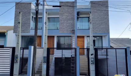 TRIPLEX NA ENSEADA