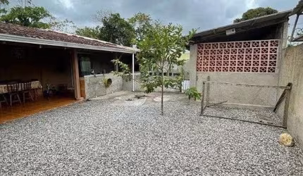 Casa com 3 dormitórios à venda, 180 m² por R$ 220.000 - Morro Grande - São Francisco do Sul/Santa C