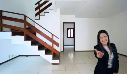 Casa com 4 quartos à venda na Rua Maria Oliveira, 530, Serraria, São José, 150 m2 por R$ 465.000