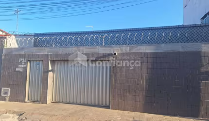 Casa á Venda no Conjunto Nova Assunção- Fortaleza/CE