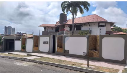 CASA ESPETACULAR AO LADO DA UFRN