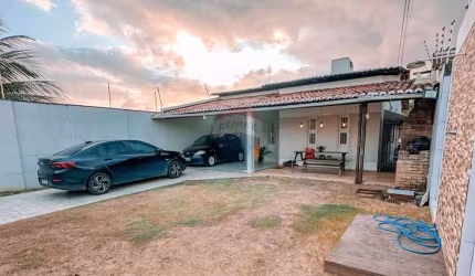 Excelente Casa à Venda em Nova Parnamirim - Parnamirim/RN