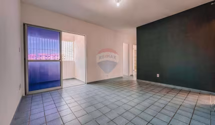 Apartamento com 3 Quartos e 2 banheiros à Venda, 70 m²