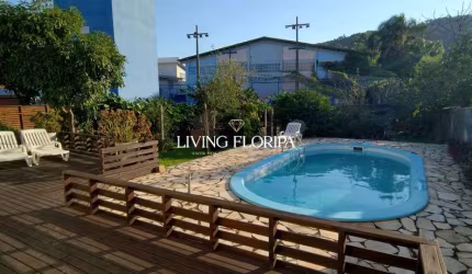 Casa com 4 quartos à venda na Servidão Honorato Manoel Gonçalves, 51, Morro das Pedras, Florianópolis por R$ 1.600.000