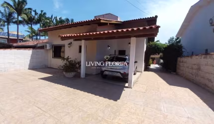 Casa com 4 quartos à venda na Rua Sabino Anísio da Silveira, 998, Campeche, Florianópolis por R$ 1.860.000