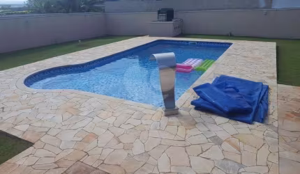 Condomínio com 3 quartos à venda em Centro - SP