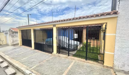 Casa com 3 quartos à venda em Parque Bela Vista - SP