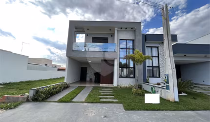 Condomínio com 4 quartos à venda em Jardim Novo Horizonte - SP